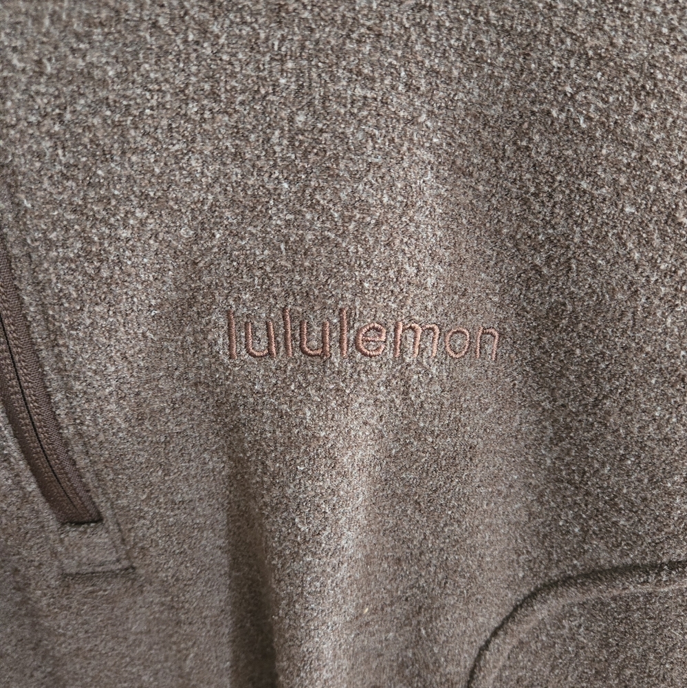 Lululemon Loop Terry Fleece - Picture 3 of 5